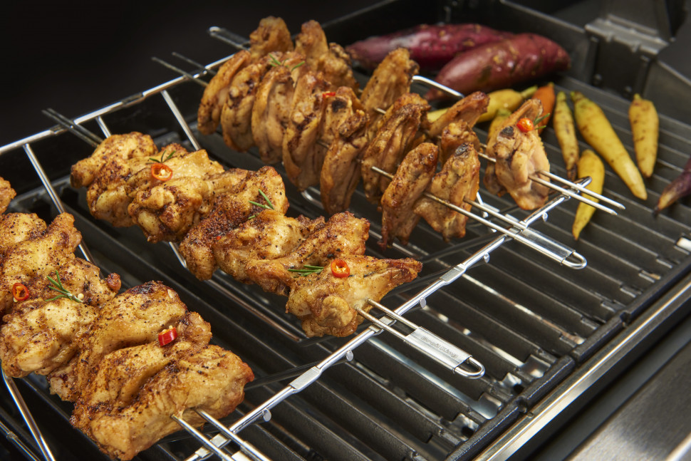 Подставка универсальная с шампурами Broil King