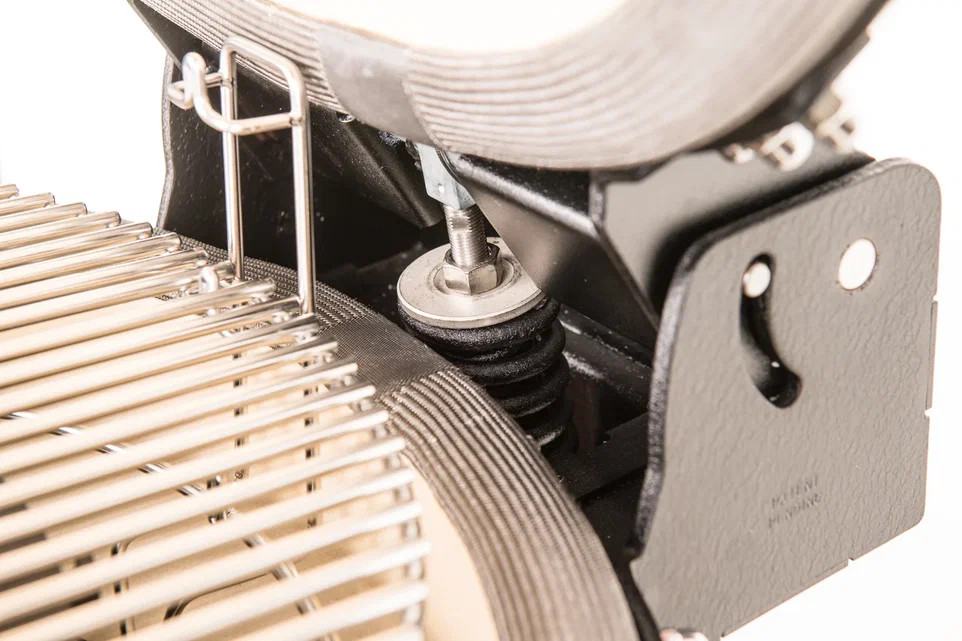 Купить Купить Керамический гриль Kamado Joe Big Joe III Red МОБИЛЬНЫЙ с тележкой, боковыми полками, жароотсекателем и инструм.