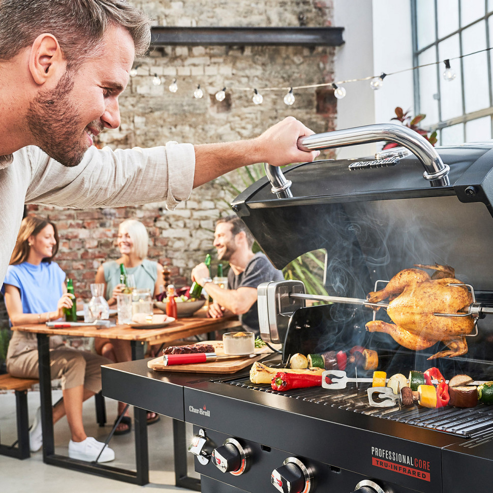 Газовый гриль Char-Broil Professional CORE 3B