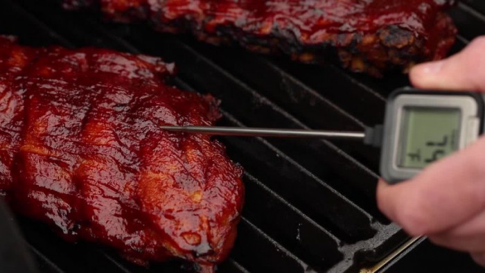 Термометр мгновенный с подсветкой Broil King-video