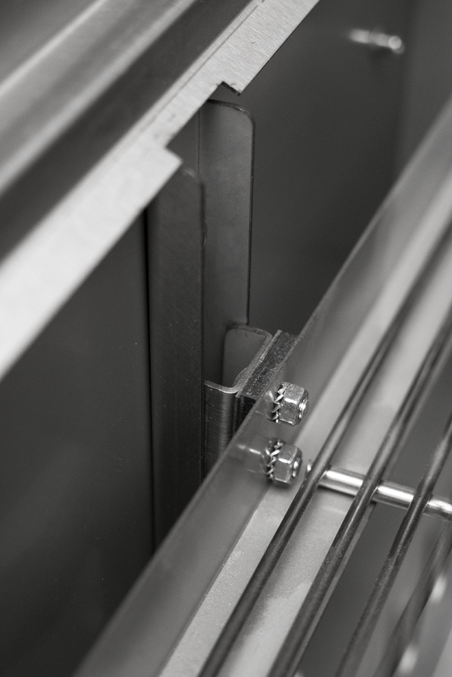 Угольный гриль BULL Bison